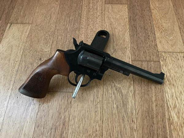 Revolver Reck R15 6 Zoll